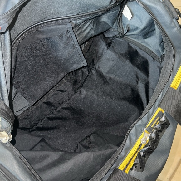 Nike Large Duffel Bag Black Yellow - Picture 4 of 4